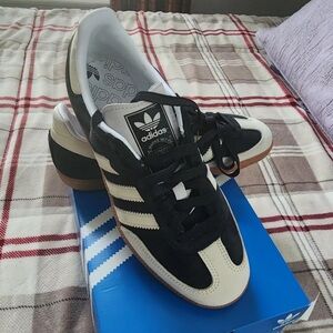 Adidas Samba, black wonder white